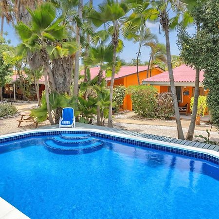 Tropical Divers Resort 克拉伦代克 外观 照片