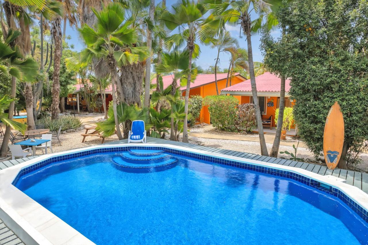 Tropical Divers Resort 克拉伦代克 外观 照片